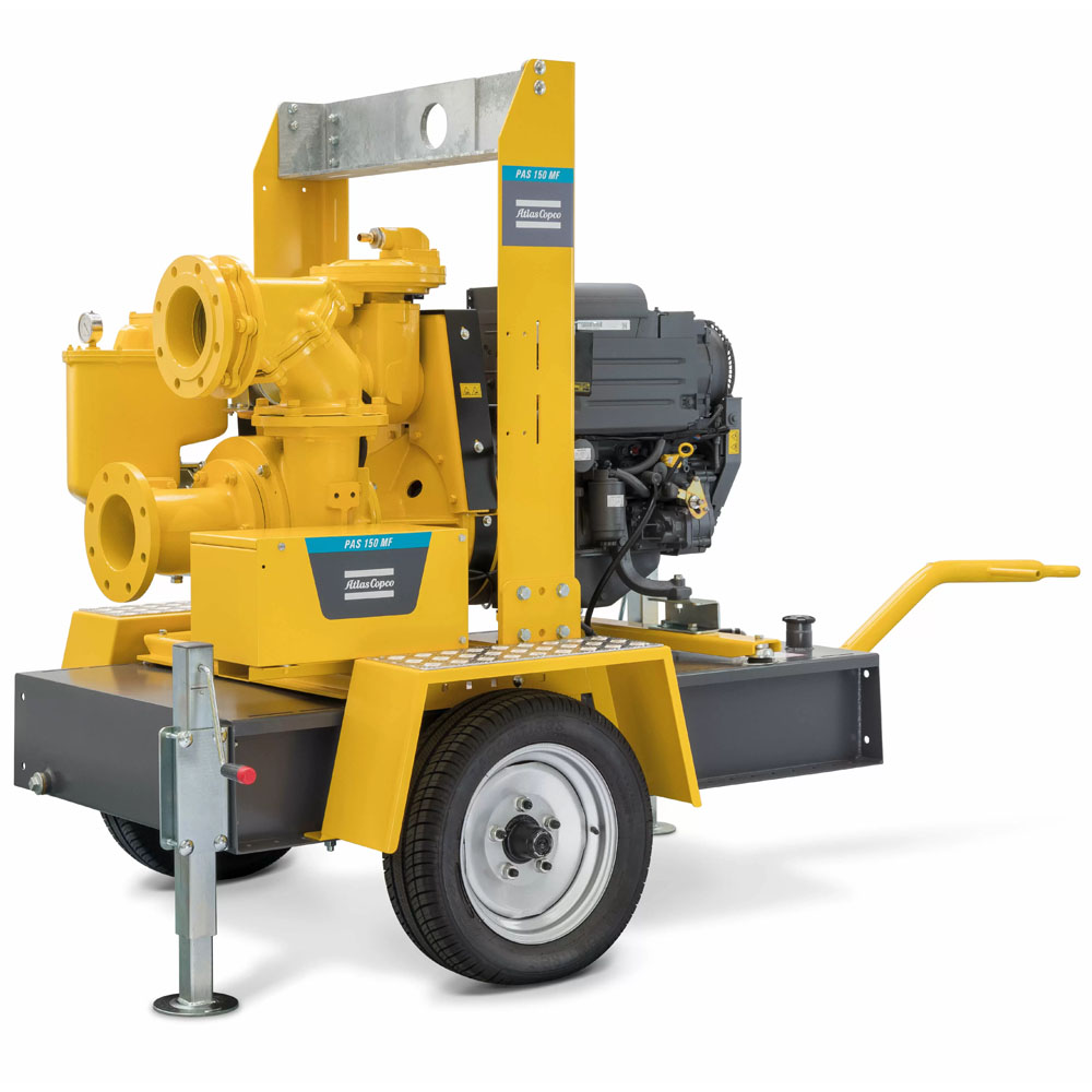 Мотопомпа Atlas Copco PAS 200MF 310 FKL дизельная, патрубки 8″ 200 мм, 4-тактный двигатель 61.2 л.с., напор - 30 м, производительность - 11000 л/мин