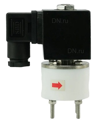 Двухходовой электромагнитный соленоидный клапан DN.ru-DHF11-25 (НО), DN25 (1 дюйм), корпус - PTFE с антикоррозийным покрытием, уплотнение - VITON, резьба G, с катушкой 220В