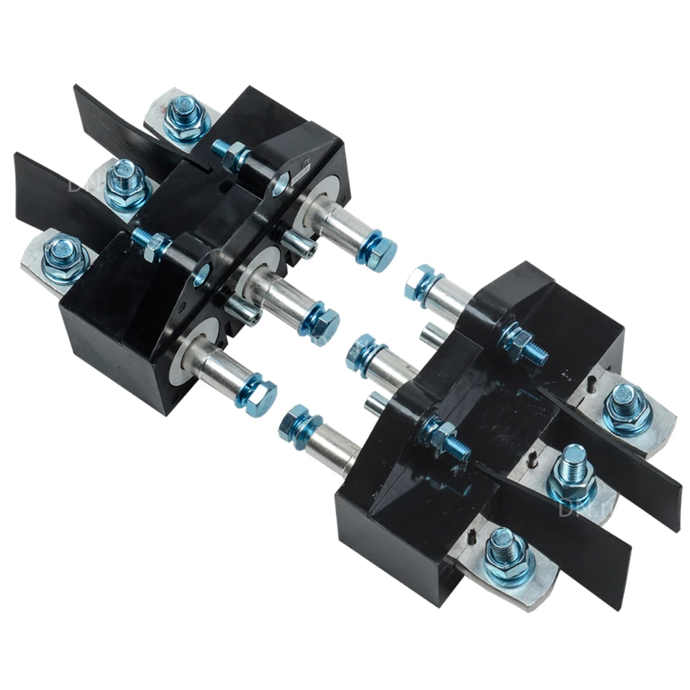 Панель IEK ПМм1-400 типоразмер 400, втычная, с задним резьбовым присоединением, для автоматических выключателей ВА88-37 MASTER SVA40D-PM1-R-02