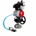 Изображение товара Кран шаровой DN.ru BV3232P(4pc)-SP-3WL-T-ISO-H WDVF Ду40 Ру63 стандартнопроходной, 3-ходовой L-тип, внутренняя резьба, с пневмоприводом PA-DA-083, пневмораспределителем 4V320-08 AC220V, БКВ APL-410N EX, БПВ AFC2000 и ручным дублером MON1-250-T26-ISO