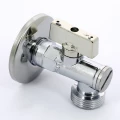 Изображение товара Кран шаровой BUGATTI Miami 790 1/2″x3/4″ Ду15x20 Ру10 стандартнопроходной, уплотнение - PTFE, двухходовой, латунь, наружная резьба, ручка-бабочка, угловой, фильтр и розетка из нержавеющей стали, для подключения стиральной машины