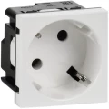 Изображение товара Розетка Daccord 45х45 4521051 45° с заземляющим контактом, без защитной шторки, с винтовым зажимом (2 модуля), цвет - белый