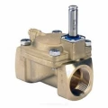 Изображение товара Клапан электромагнитный EV220B Danfoss 2″ Ду50 Ру16 латунный, муфтовый, нормально-закрытый, серия 15-50 (032U7150)