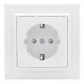 Изображение товара Розетка EKF Минск 1-местная для скрытой установки 16А IP20 с заземлением шторками белая