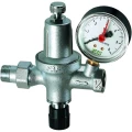 Изображение товара Регулятор подпитки автоматический FAR FA 2110 1/2 Ду15 Ру10 с манометром латунный хромированный