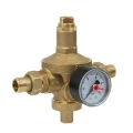 Изображение товара Регулятор давления бытовой Giacomini R153MК 1/2″ Ду15 Ру25 наружная резьба/американка, латунный, мембранный, с манометром, Рн = 1,5 - 7 бар (R153MY103)