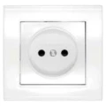Изображение товара Розетка UNIVersal Бриллиант 1-местная 16А IP20 белая