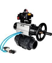 Кран шаровой DN.ru BV4242E-FP-GRM-ISO Дн15 Ру10 полнопроходной, корпус - НПВХ, шар - НПВХ, уплотнение - EPDM, с пневмоприводом PA-DA-105-1, пневмораспределителем 4V320-08 220В и БКВ APL-410N EX