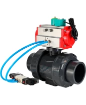 Кран шаровой DN.ru BV4242E-FP-GRM-ISO Дн15 Ру10 полнопроходной, корпус - НПВХ, шар - НПВХ, уплотнение - EPDM, с пневмоприводом PA-DA-052, пневмораспределителем 4V320-08 220В и магнитным переключателем ALS200D