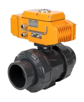 Кран шаровой DN.ru BV4242E-FP-GRM-ISO Дн15 Ру10 полнопроходной, корпус - НПВХ, шар - НПВХ, уплотнение - EPDM, с электроприводом DN.ru QT-N-005EM-A1-220VAC-У1 c датчиком обратной связи и входным управляющим сигналом 4-20мА