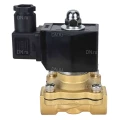 Клапан электромагнитный DN.ru VS300-NT-NC-220VAC 1″ Ду25 Ру10, соленоидный двухходовой, корпус - латунь, уплотнение - NBR, резьбовой, нормально-закрытый, прямого действия, катушка - 220В
