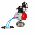 Кран шаровой DN.ru BV3232P(4pc)-SP-3WL-T-ISO-H WDVF Ду32 Ру63 стандартнопроходной, 3-ходовой L-тип, внутренняя резьба, нержавеющая сталь AISI 316, PTFE, с пневмоприводом PA-DA-083, пневмораспределителем 4V320-10 AC220V, БКВ APL-210N и БПВ AFC2000