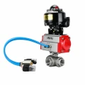 Кран шаровой DN.ru BV3232P(4pc)-SP-3WT-T-ISO-H WDVF Ду25 Ру63 стандартнопроходной, 3-ходовой Т-тип, внутренняя резьба, нержавеющая сталь AISI 316, PTFE, с пневмоприводом PA-DA-065, пневмораспределителем 4V320-10 AC220V и БКВ APL-510N EX