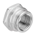 Муфта латунная переходная AQUALINK 3/8″x1/2″ Дн10x15 Ру35 никелированная, внутренняя резьба