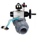 Кран шаровой DN.ru BV4242E-FP-GRM-ISO Дн15 Ру10 полнопроходной, корпус - НПВХ, шар - НПВХ, уплотнение - EPDM, с пневмоприводом PA-DA-105-1, пневмораспределителем 4V320-08 220В, БКВ APL-210N и БПВ AFC2000