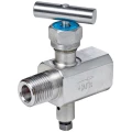 Блок клапанный ФИЗТЕХ БКН1-08 1/2″ Ду15 Ру400, корпус - нержавеющая сталь 12Х18Н10Т, материал иглы - нержавеющая сталь 14Х17Н2, уплотнение - PTFE