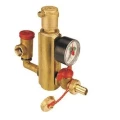 Группа безопасности котлов GIACOMINI R554Е 1″ 50 кВт Ду25 Ру10 с предохранительным клапаном на 3 бар, со сливом, для замкнутых систем теплоснабжения