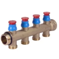 Коллектор сборный Giacomini R583VY 1″ Ду25 Ру10 выходов 2x3/4″, с регулирующими клапанами, межосевое расстояние - 50мм, корпус - латунь