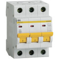 Автоматический выключатель трехполюсный IEK KARAT ВА47-29 3P (D) 3А 4.5кА, сила тока 3 A, тип расцепителя D, отключающая способность 4.5 кА