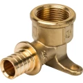 Угольник STOUT SFA-0009 Дн20x3/4″ 90° аксиальный с креплением для трубы PEX Угольник STOUT SFA-0009 Дн20x3/4″ 90° аксиальный с креплением для трубы PEX