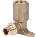 Угольник STOUT SFA-0032 Дн16x1/2″ 90° аксиальный с креплением для трубы PEX