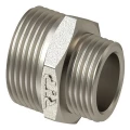 Ниппель переходной РосТурПласт 25110 1 1/4″х1/2″ Ду32х15 Ру25 латунь никелированный, наружная резьба