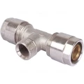 Тройник Prandelli Multyrama CM7 Ду26x3x3/4″ Ру10 для металлопластиковых труб присоединение – компрессионное/наружная резьба, корпус – латунь, покрытие – никель Тройник Prandelli Multyrama CM7 Ду26x3x3/4″ Ру10 для металлопластиковых труб присоединение – компрессионное/наружная резьба, корпус – латунь, покрытие – никель