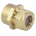Муфта STAHLMANN 15Aх1/2″ Ду15x15 Ру15, латунная, внутренняя резьба/обжим