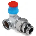 Клапан термостатический Giacomini R403TG 1/2″ Ду15 Ру10 угловой трёхосевой, двухплоскостной, хромированный, отвод с герметичной прокладкой, левый, присоединение - наружная резьба, корпус - латунь