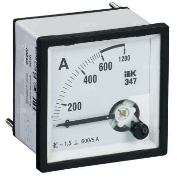 Амперметр IEK Э47 600/5А, класс точности 1.5, диапазон измерений - 0-600А, размер - 96х96мм IPA20-6-0600-E