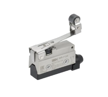 Микропереключатель концевой IEK KKV12-7144-1-64 элемент управления — укороченный рычаг с регулируемым роликом, напряжение питания 10А, степень защиты IP40