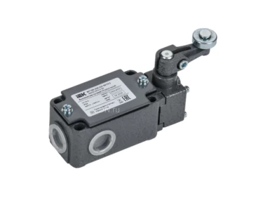 Выключатель путевой IEK ВП 15К-21А-221-54 У2.8 элемент управления — рычаг с роликом полумгновенного действия, напряжение питания 0.8А, степень защиты IP54