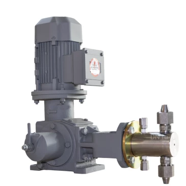 Насос дозировочный Россия НД 1,0Р-25/40-К14A, мощность - 0.25кВт, напор - 40атм, производительность - 25л/час, 380В
