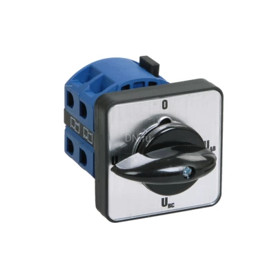 Переключатели кулачковые в боксе IEK MASTER BCS12 63А напряжение питания 230/400B, степень защиты IP20