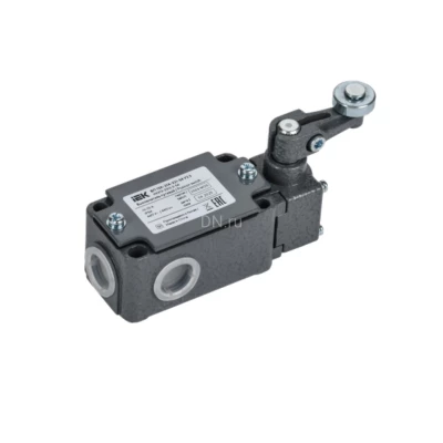 Выключатель путевой IEK ВП 15К-21А-221-54 У2.8 элемент управления — рычаг с роликом полумгновенного действия, напряжение питания 0.8А, степень защиты IP54