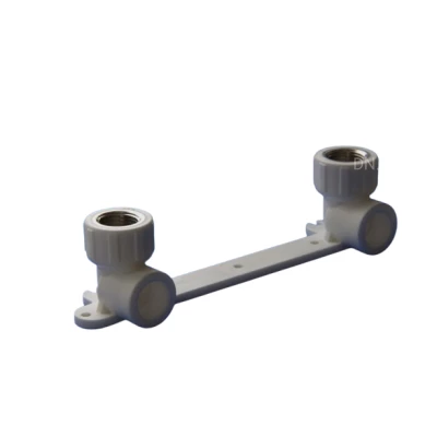 Угольник Политэк Дн20x1/2″ Ру25 настенный комплект, двойной, под приварку/внутренняя резьба, корпус - полипропилен, цвет - белый