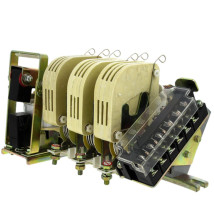 Контактор трехполюсный EKF KT-6043 3NO 3NO+3NC, катушка управления 400В, рабочий ток 400А AC